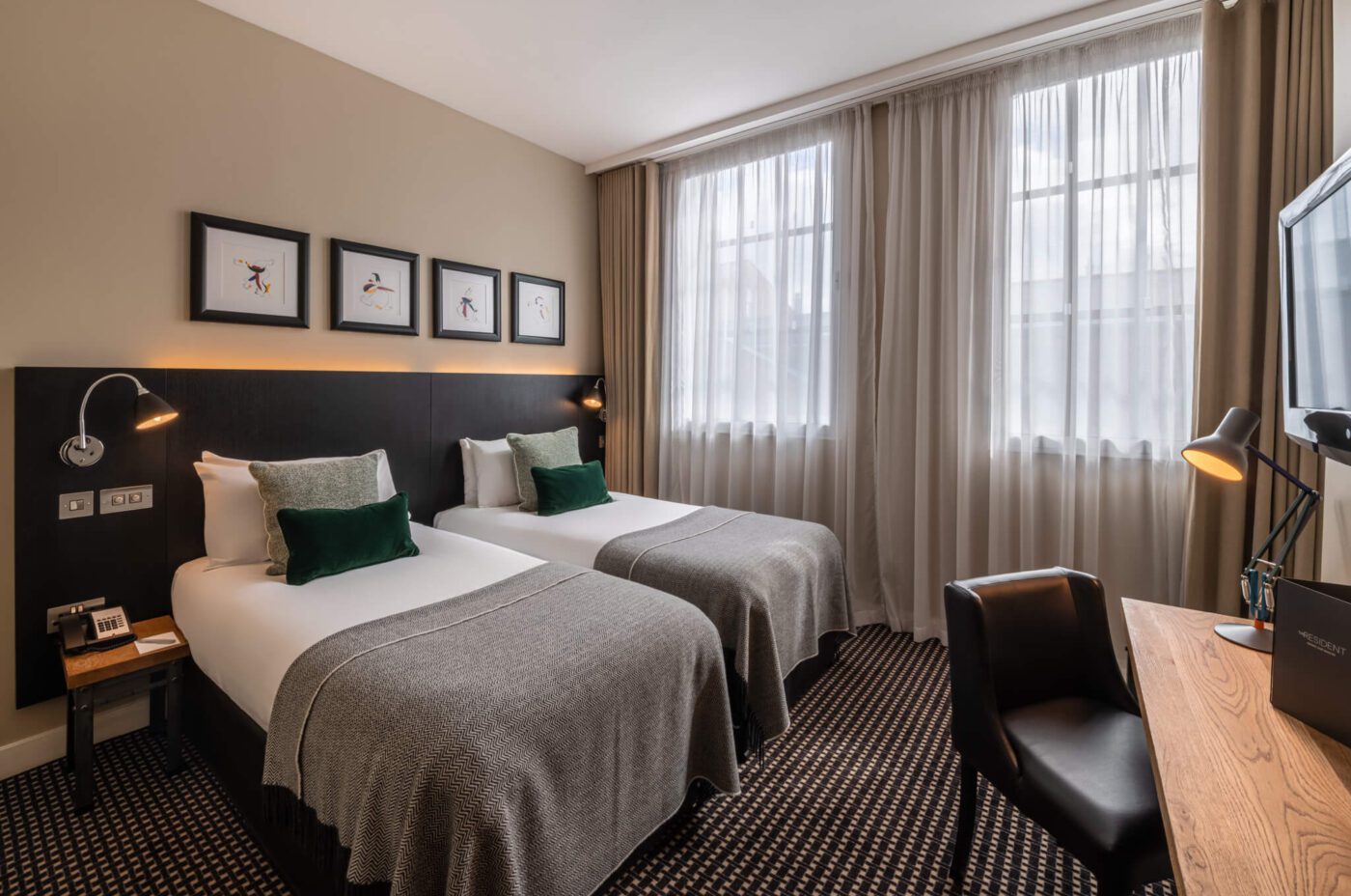 The Resident Liverpool King Twin Room